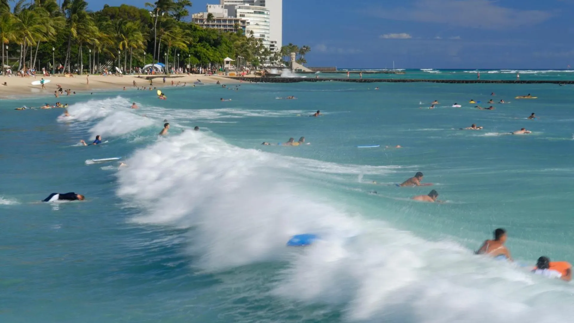 Stylish Island Colony Studio With Pool & Near Waikiki Beach! Honolulu 0*,  United States