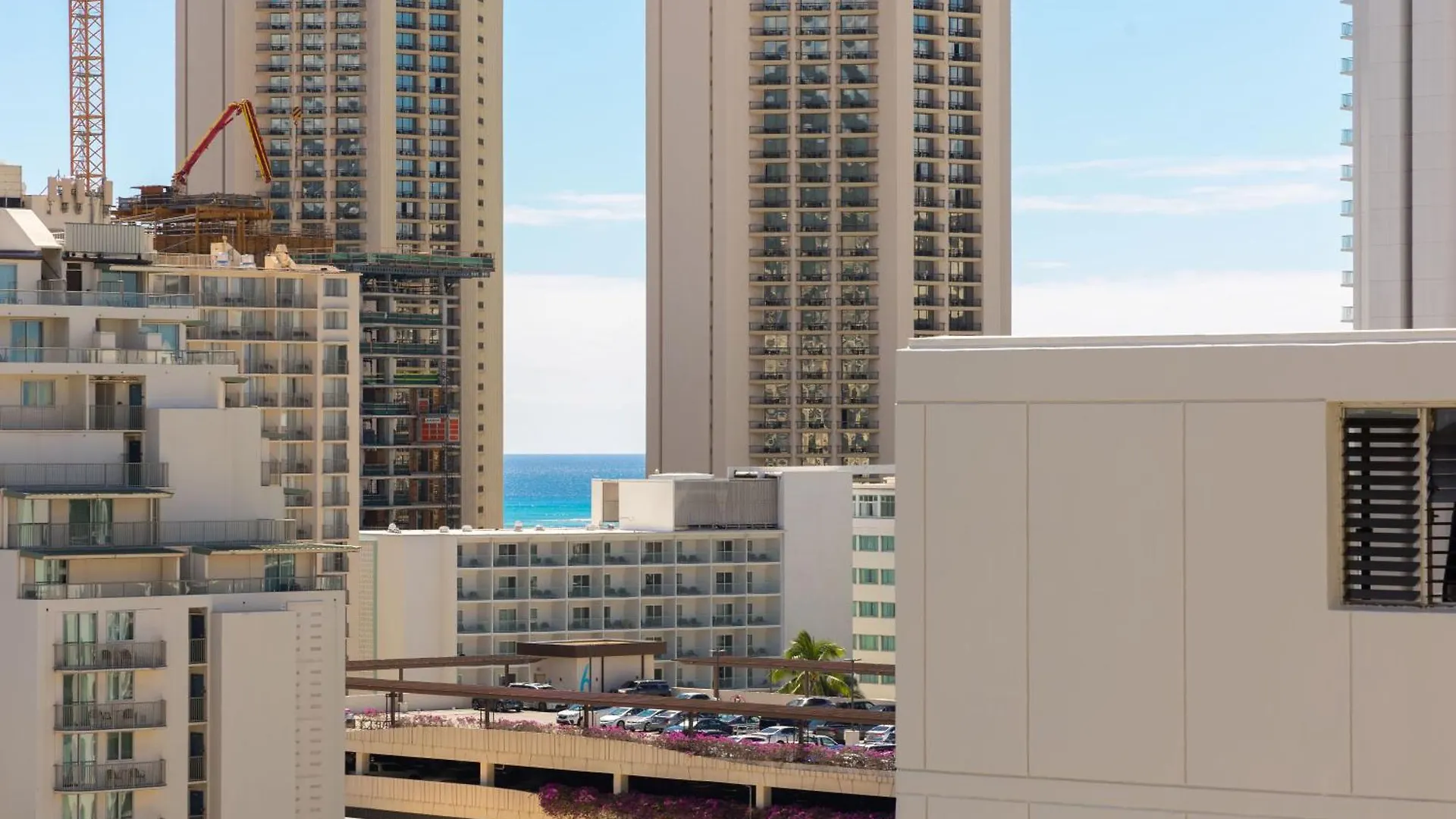 Stylish Island Colony Studio With Pool & Near Waikiki Beach! Honolulu 0*,  United States